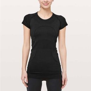 Lululemon Swiftly Tech Short Sleeve Crew, black, size 4